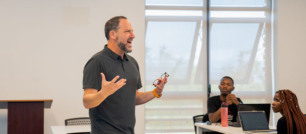 Professor Ben Gardner's Visiting Faculty Experience at ALU